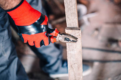 Pliers